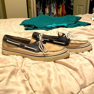 Sperry top sliders